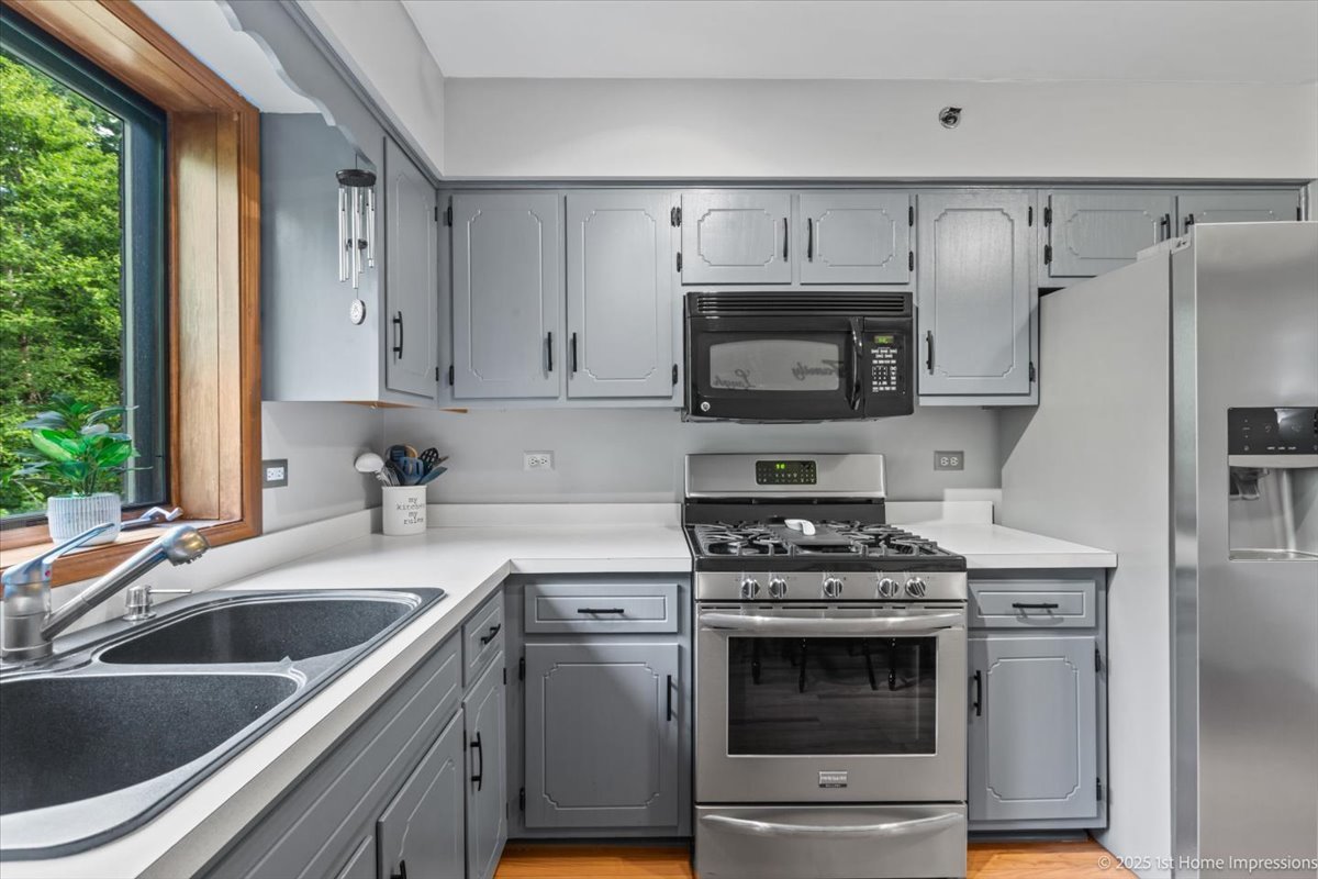 10278 Southwest Highway Unit: 2C