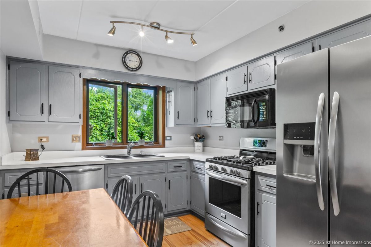 10278 Southwest Highway Unit: 2C