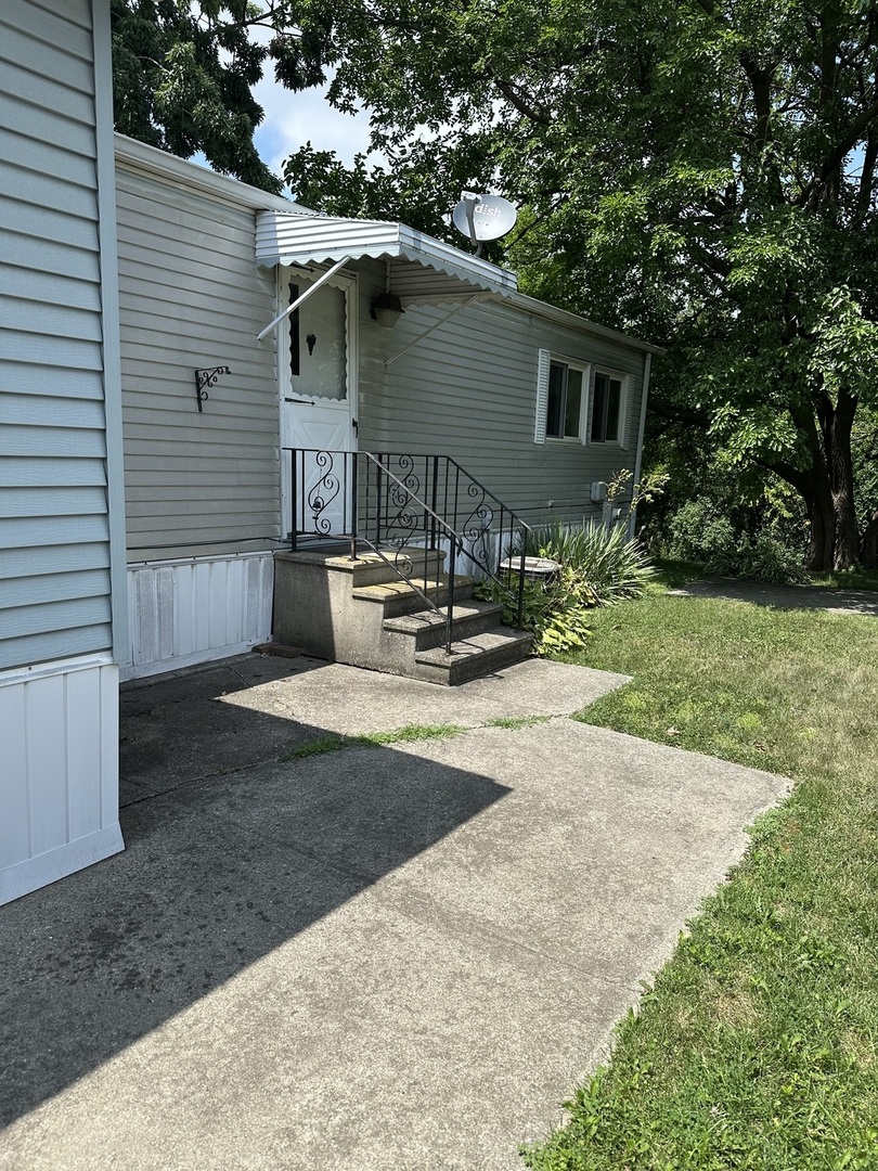101 Candlegate Circle