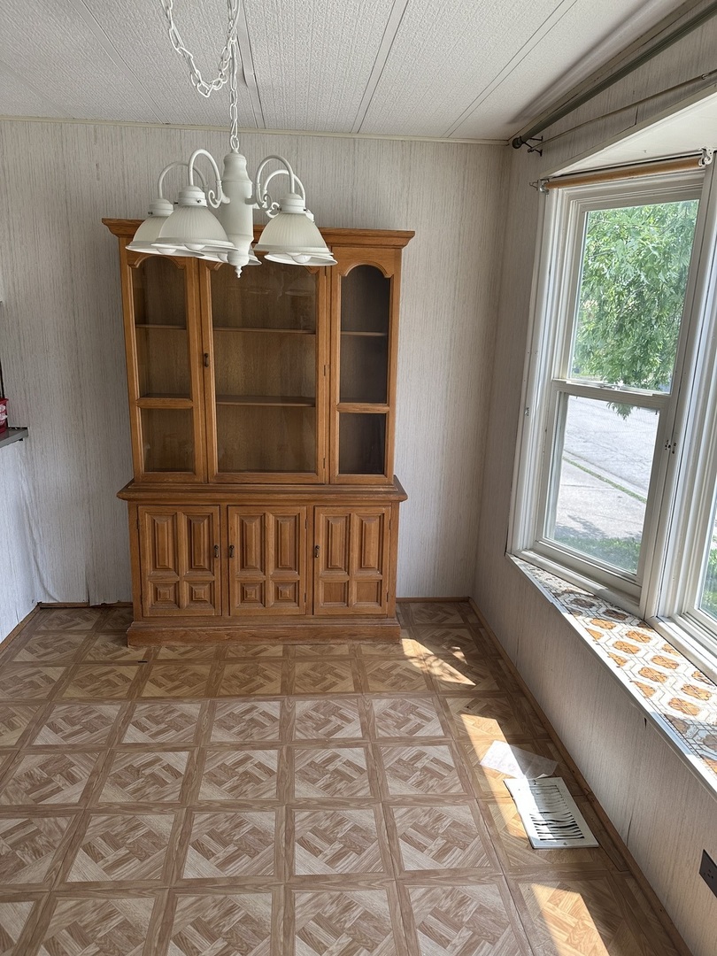 101 Candlegate Circle