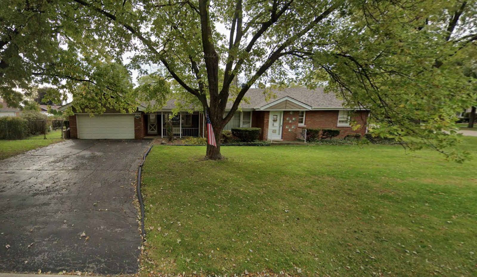 9405 S 77th Court
