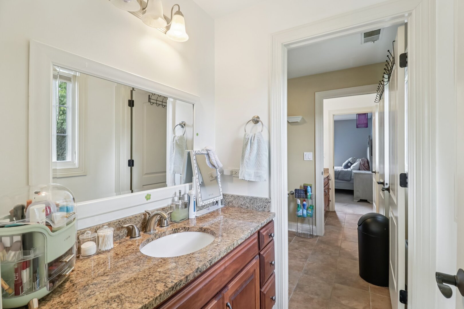 11942 S Oak Park Avenue