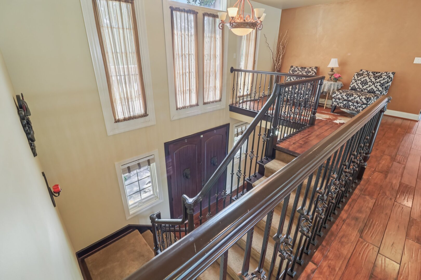 11942 S Oak Park Avenue