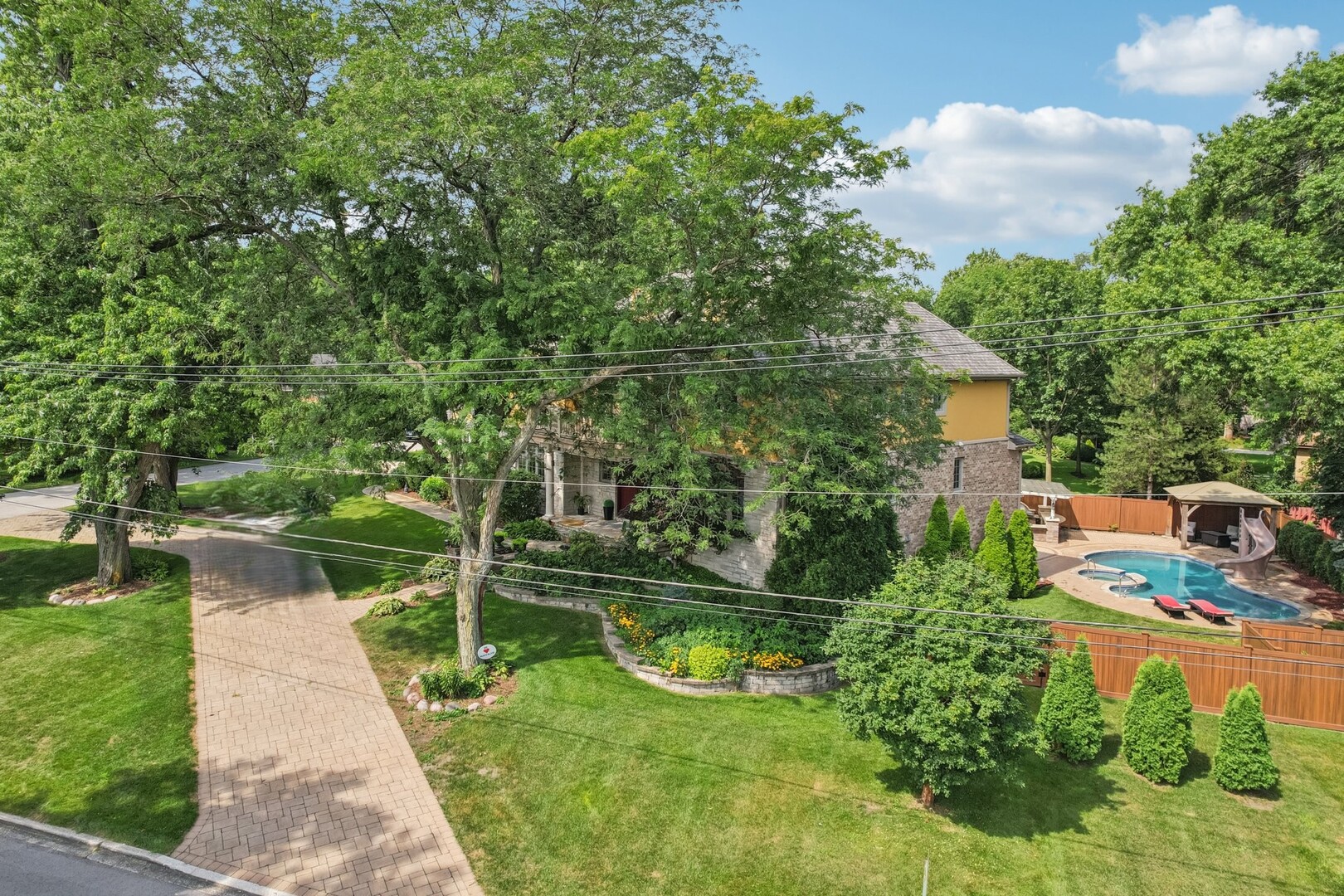 11942 S Oak Park Avenue