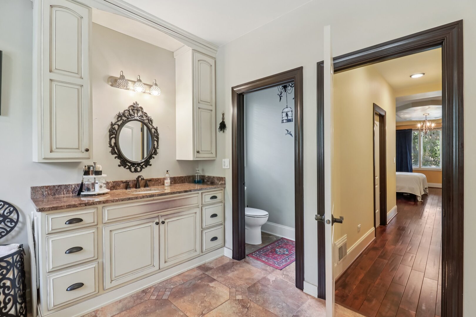 11942 S Oak Park Avenue