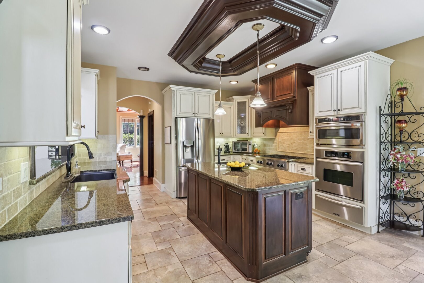 11942 S Oak Park Avenue