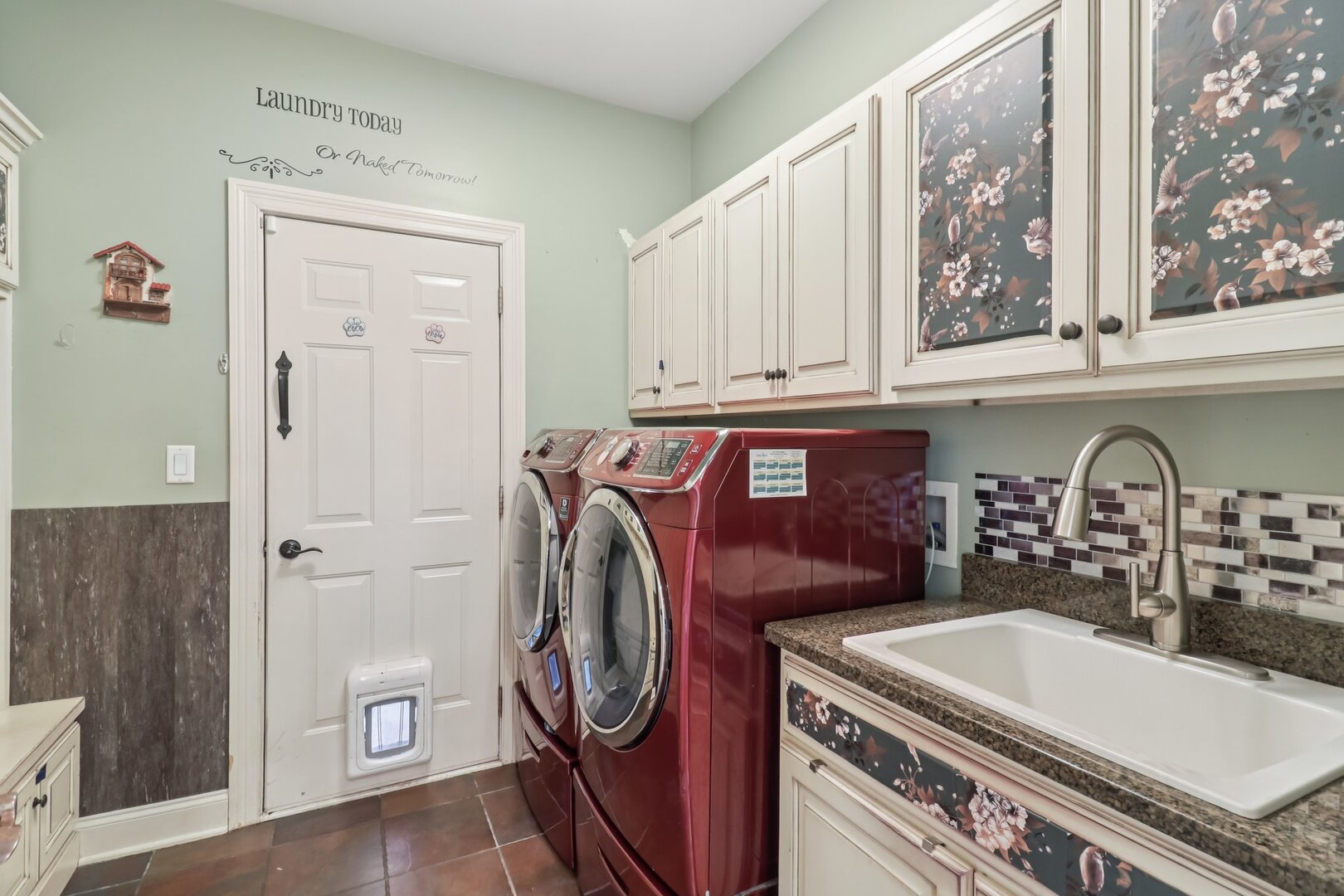 11942 S Oak Park Avenue