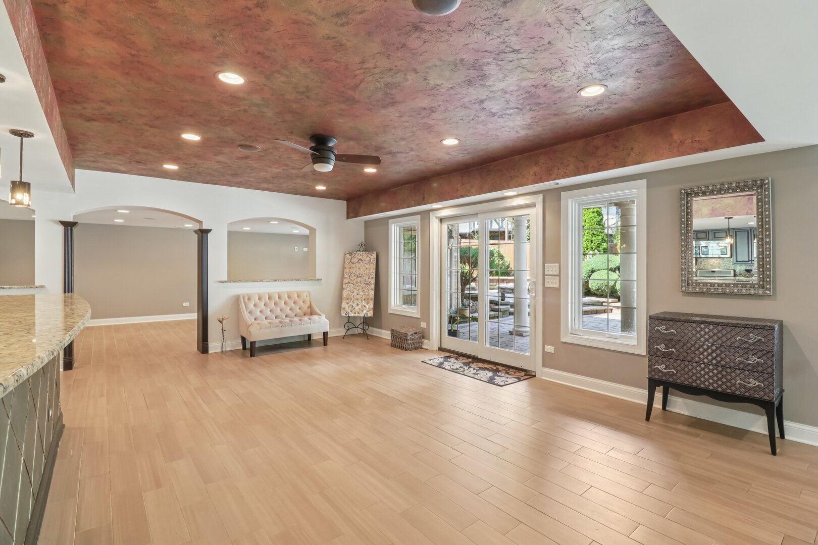 11942 S Oak Park Avenue