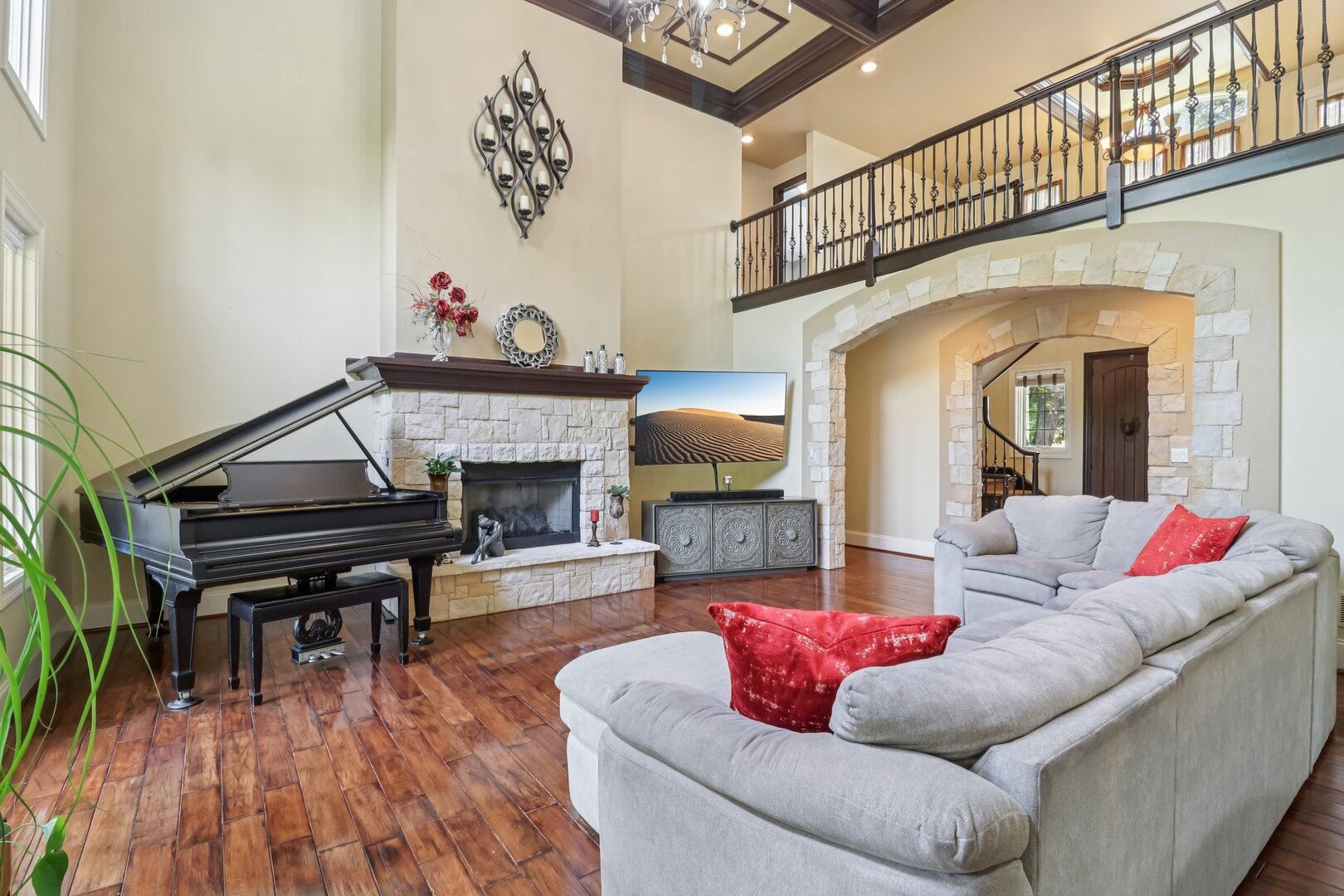 11942 S Oak Park Avenue