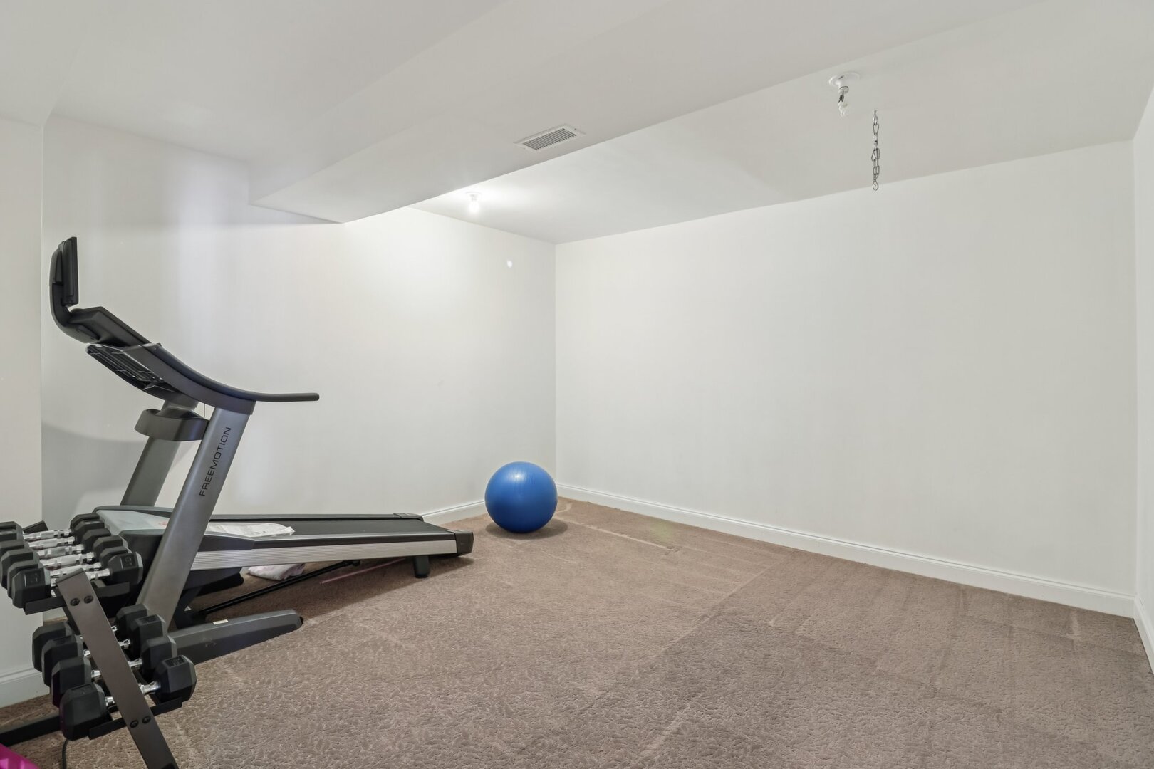 11942 S Oak Park Avenue