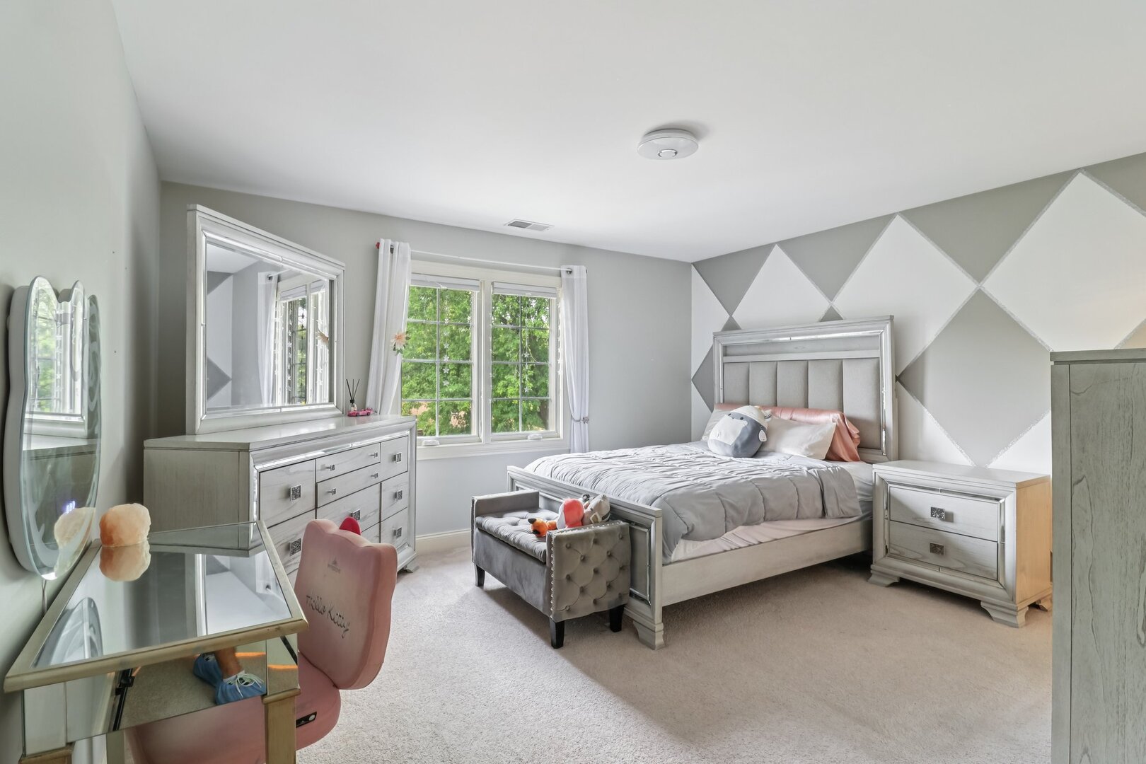 11942 S Oak Park Avenue