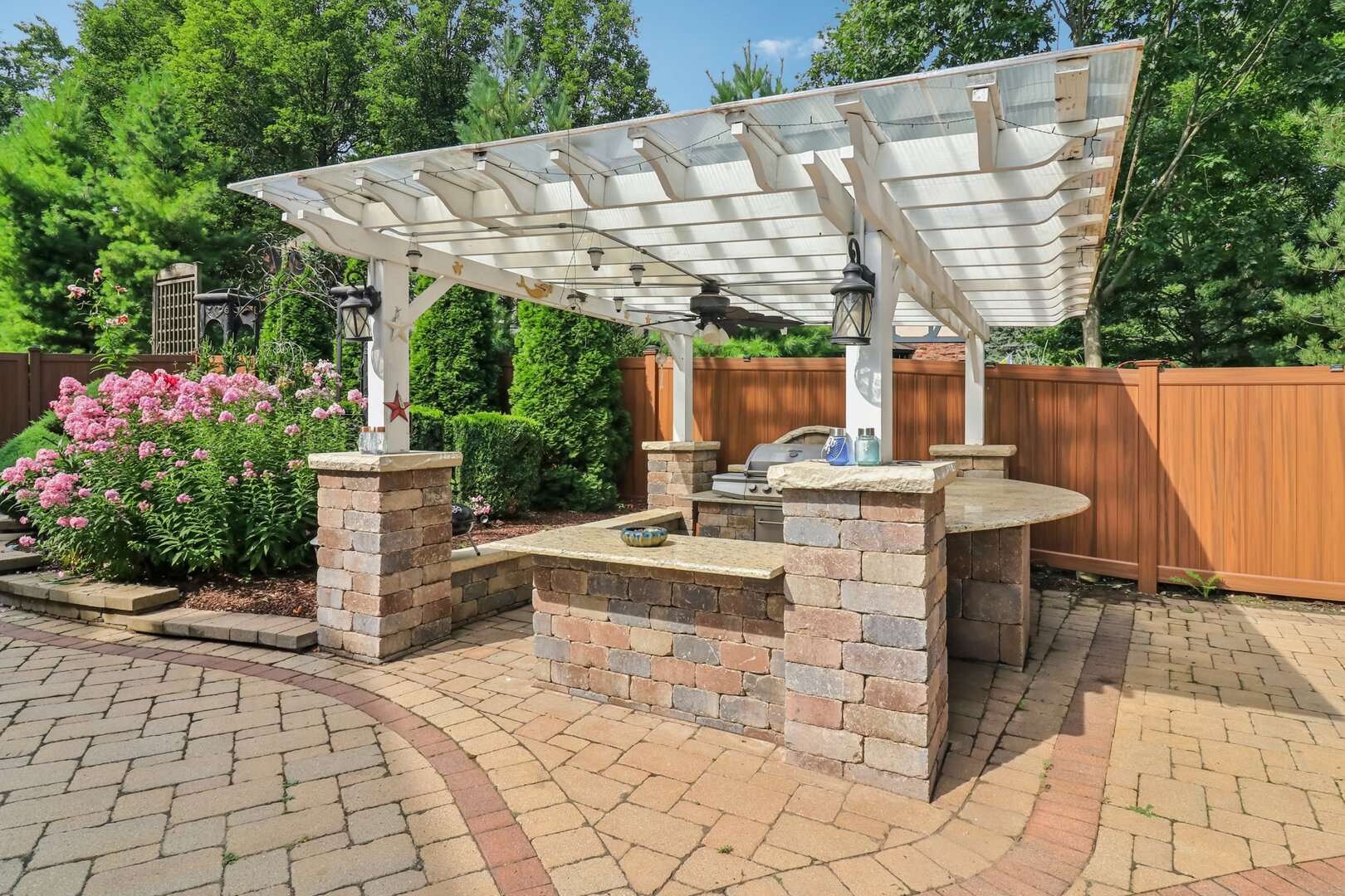 11942 S Oak Park Avenue