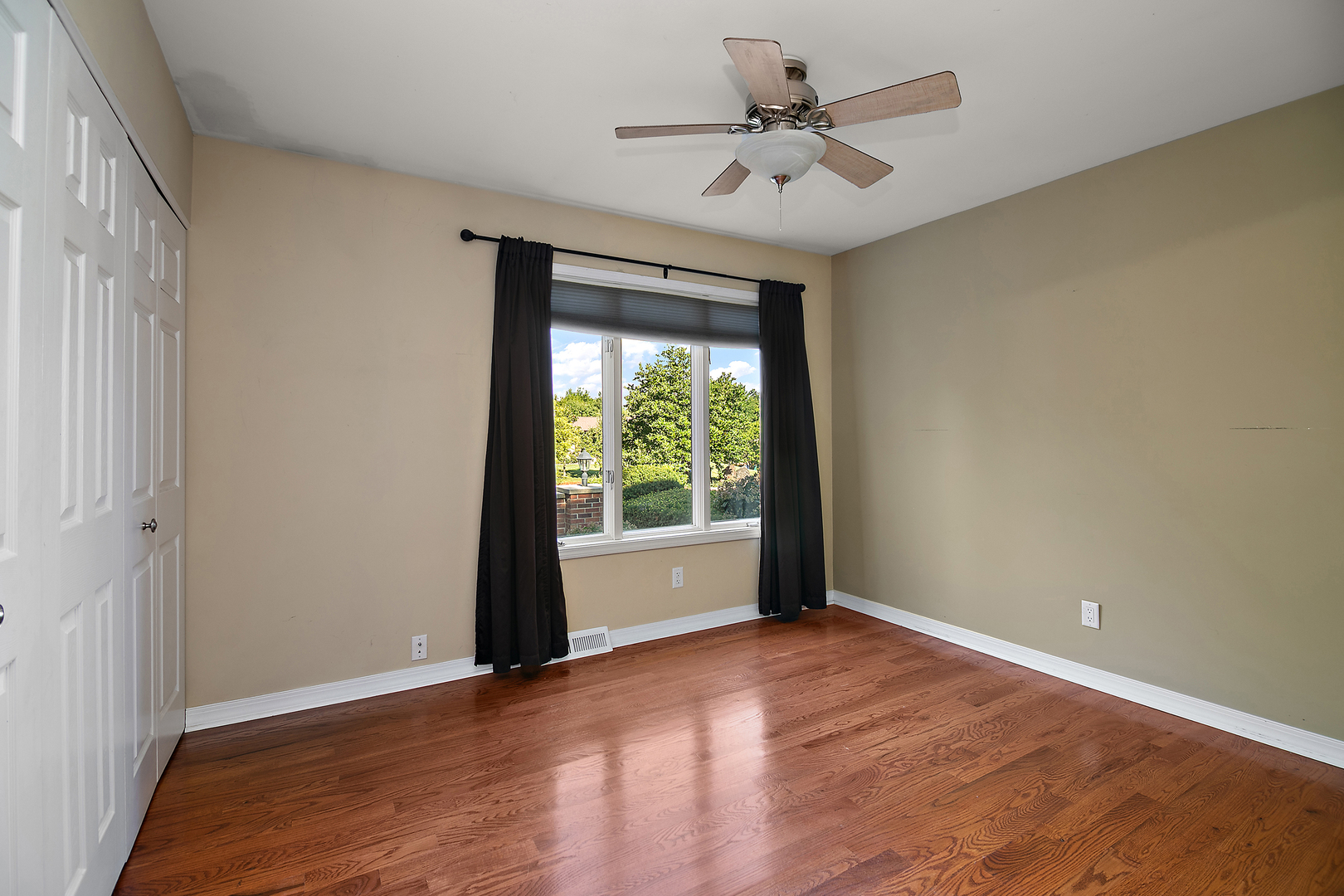 14456 S Oak Trail