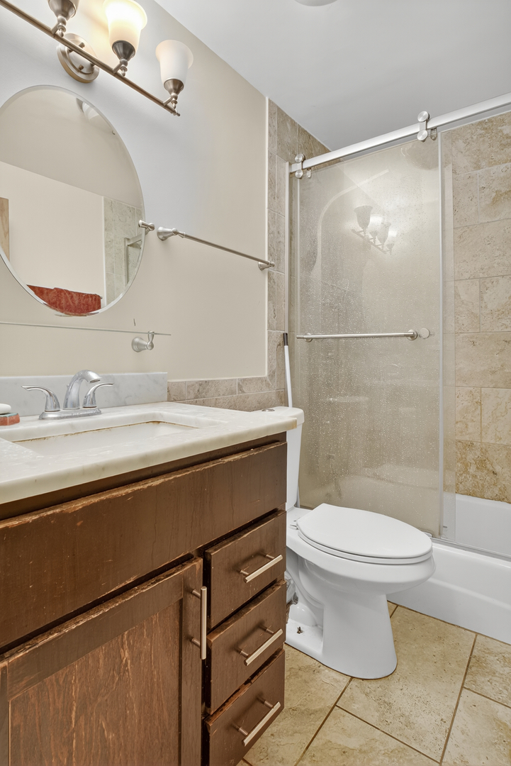 7048 Oconnell Drive Unit: 3W