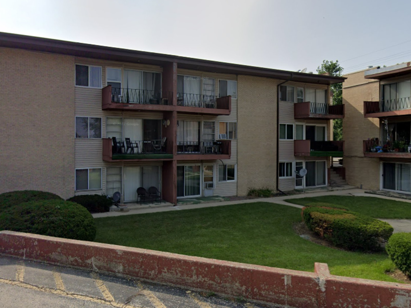 605 N wolf Road Unit: C12