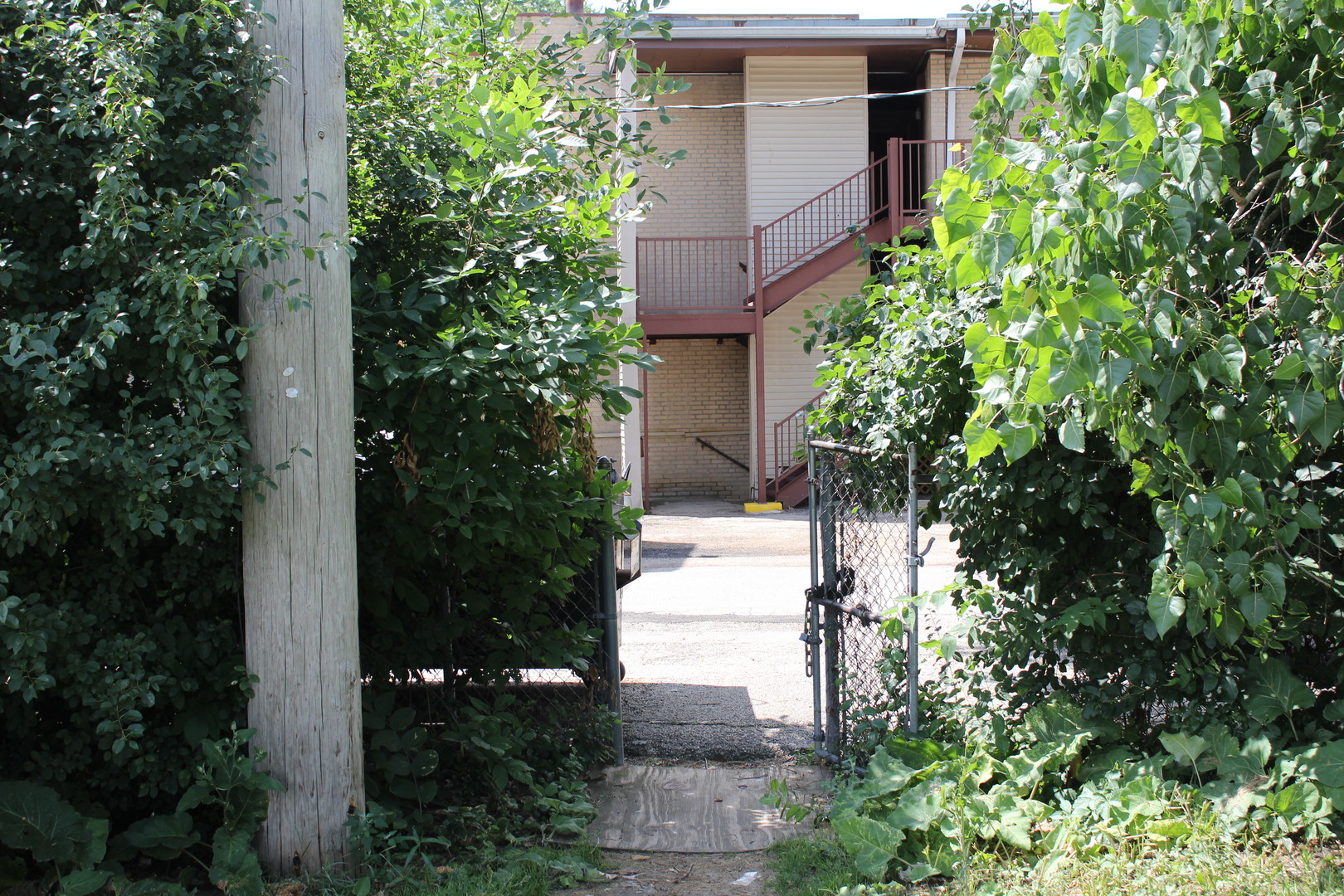 605 N wolf Road Unit: C12