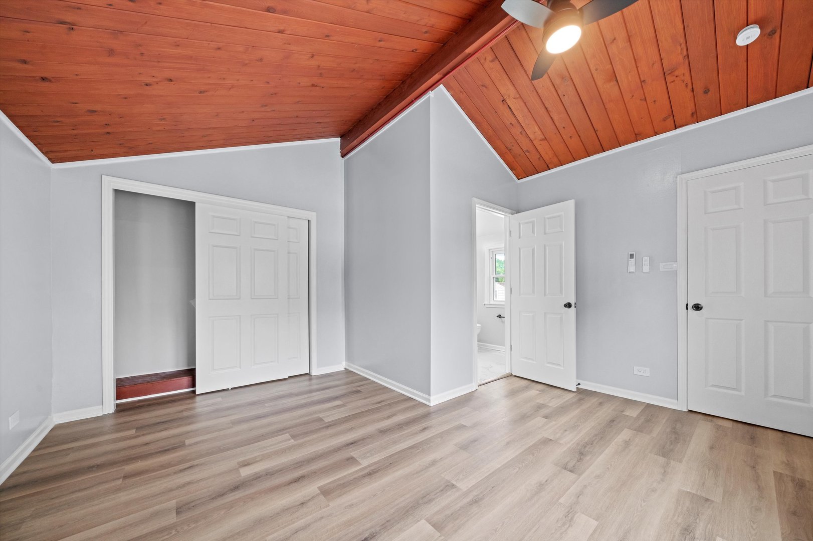 4608 W 90th Place