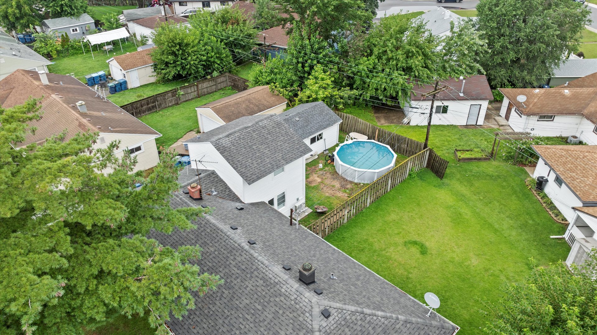 4608 W 90th Place