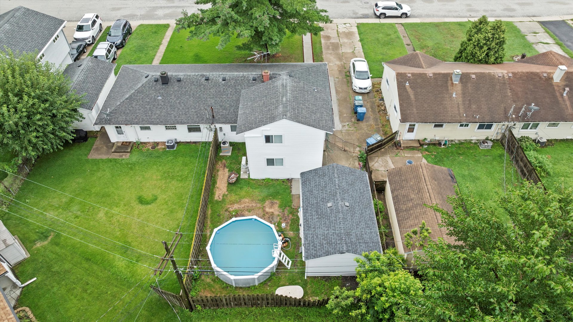 4608 W 90th Place