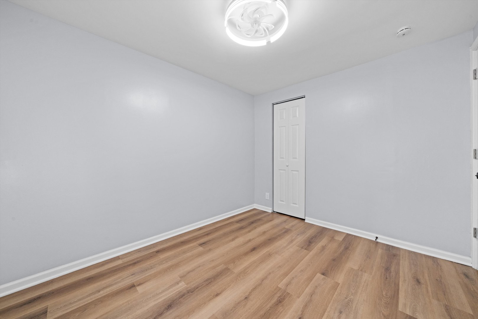 4608 W 90th Place