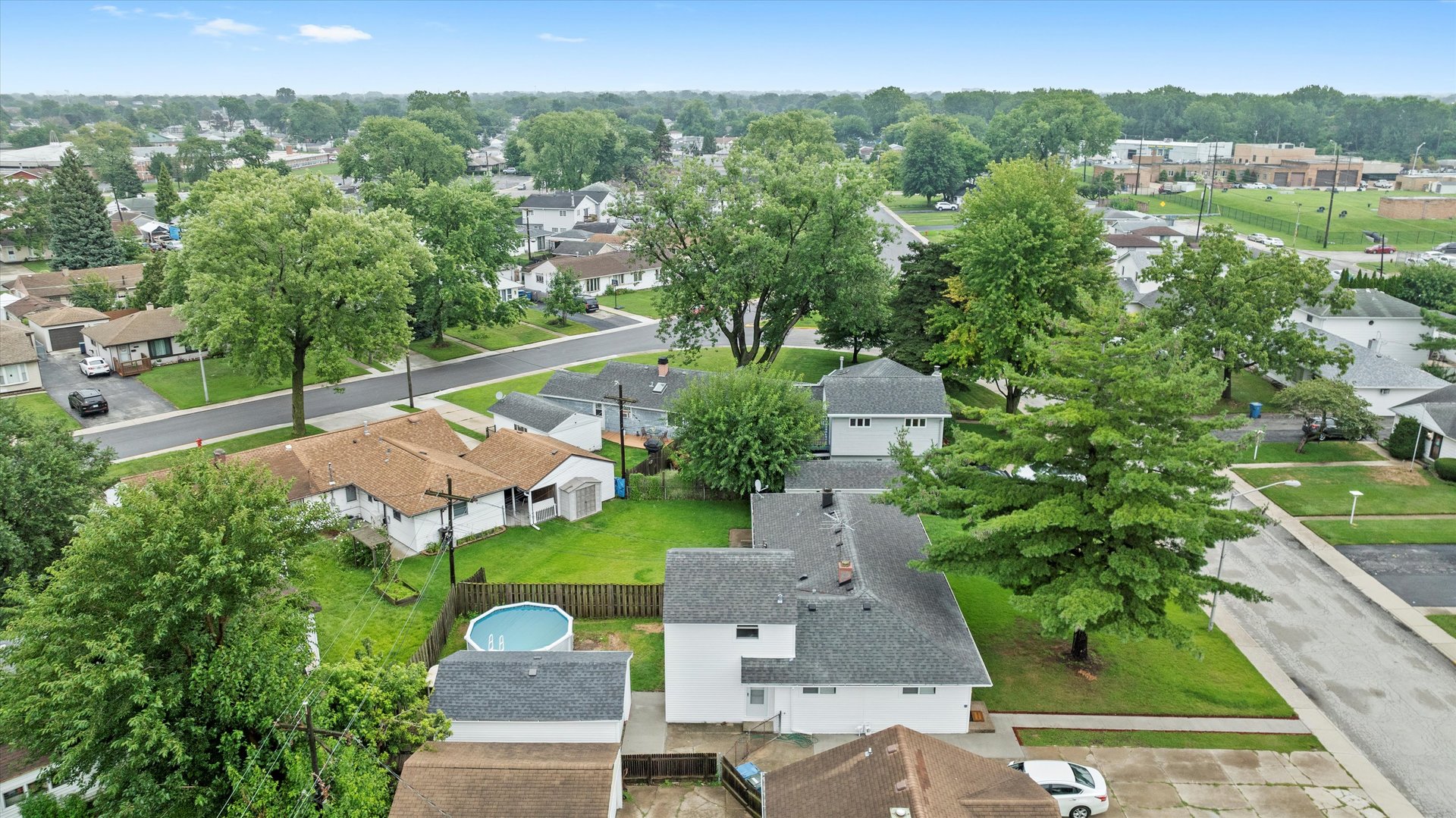 4608 W 90th Place