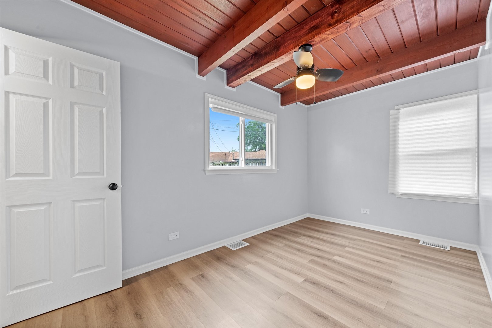 4608 W 90th Place