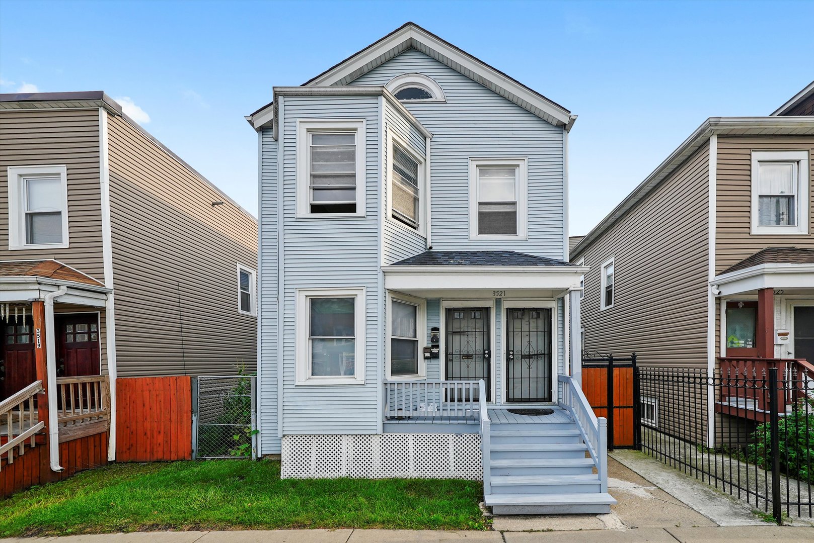 3521 W Diversey Avenue Unit: 2
