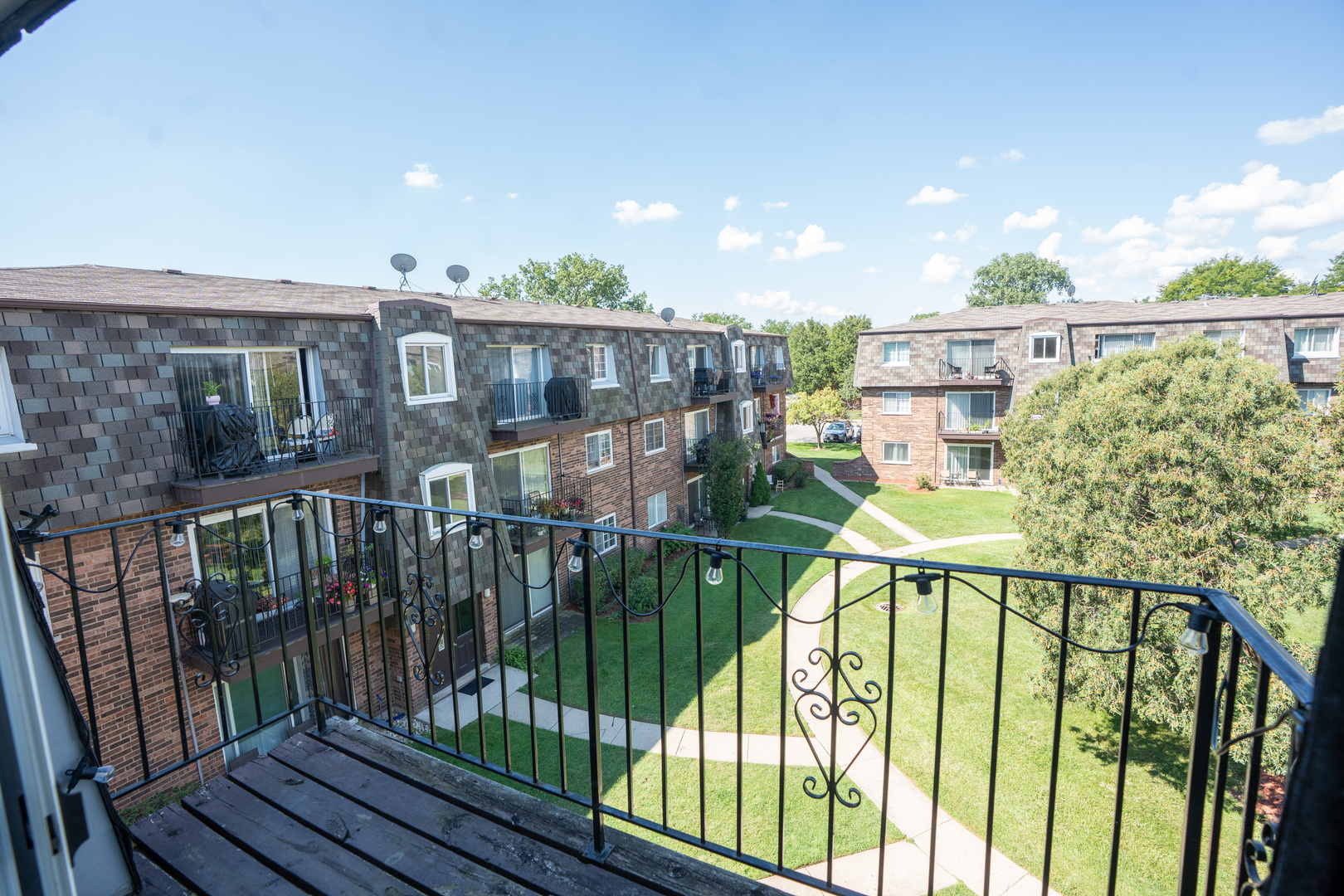 9355 Bay Colony Drive Unit: 3S
