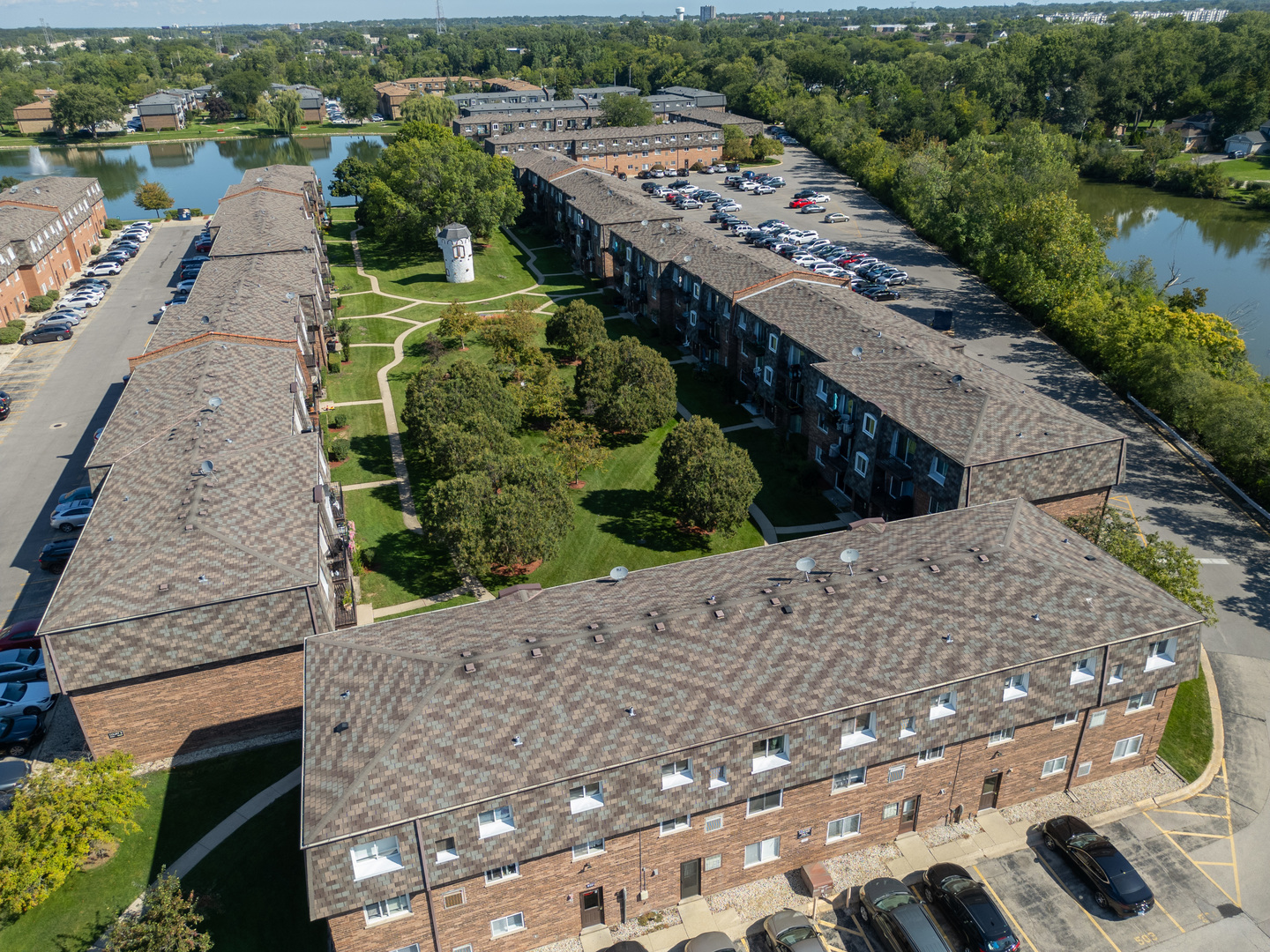 9355 Bay Colony Drive Unit: 3S