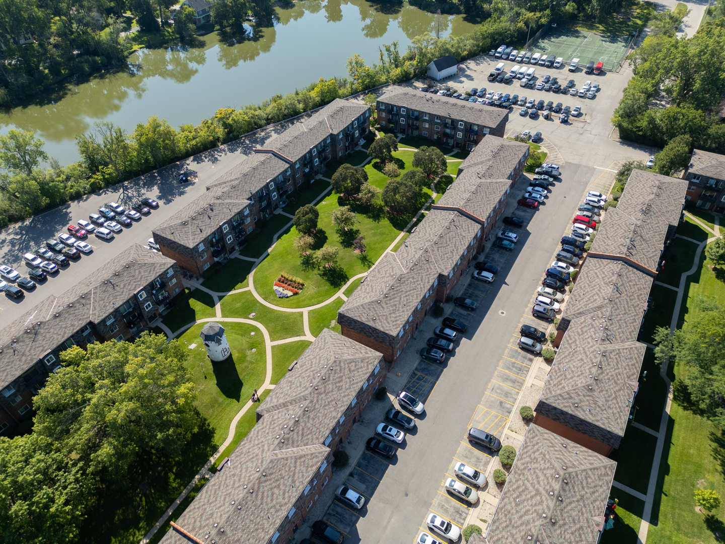 9355 Bay Colony Drive Unit: 3S