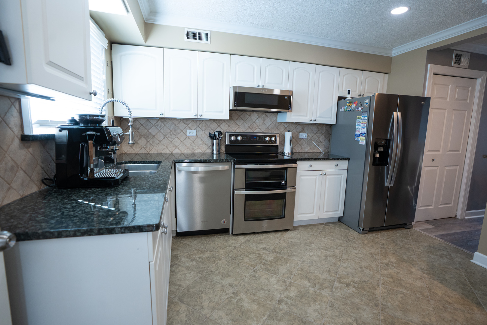 9355 Bay Colony Drive Unit: 3S