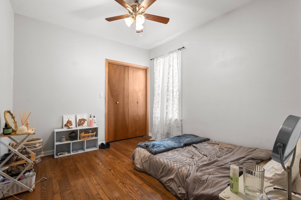 2637 N 73rd Court