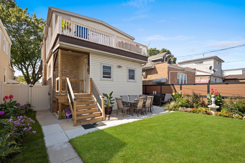 2637 N 73rd Court