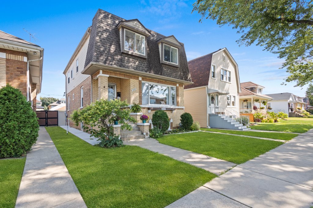 2637 N 73rd Court
