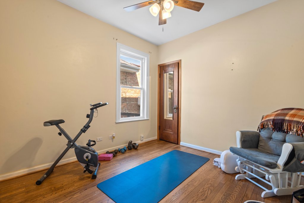 2637 N 73rd Court