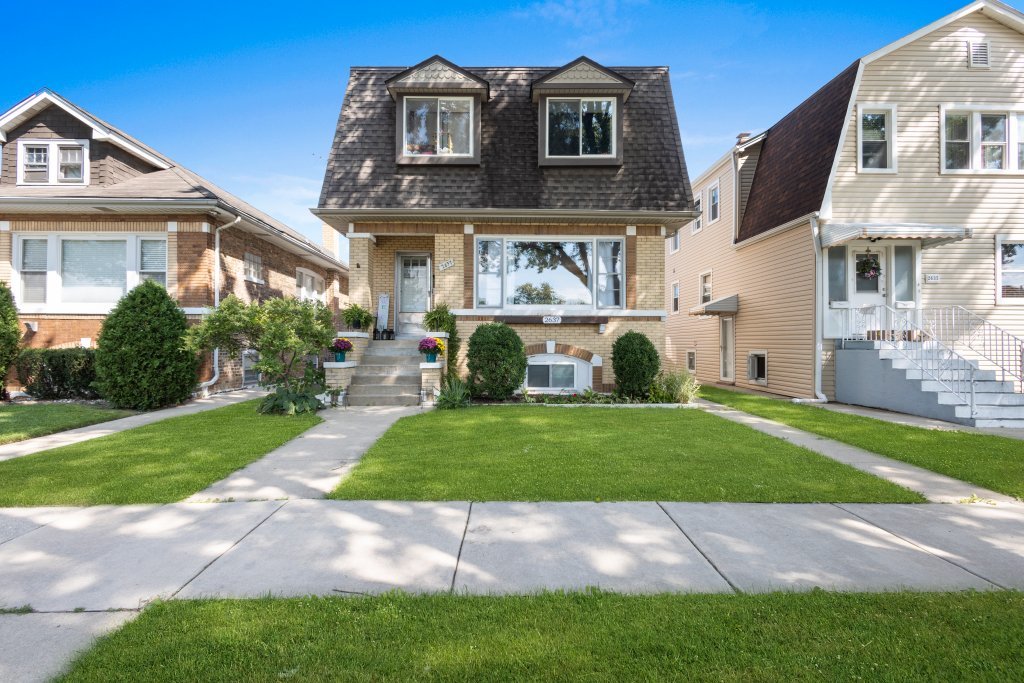2637 N 73rd Court