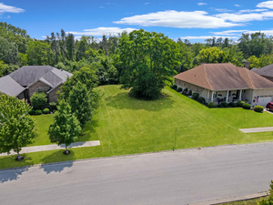 19W047 Deerpath Lane