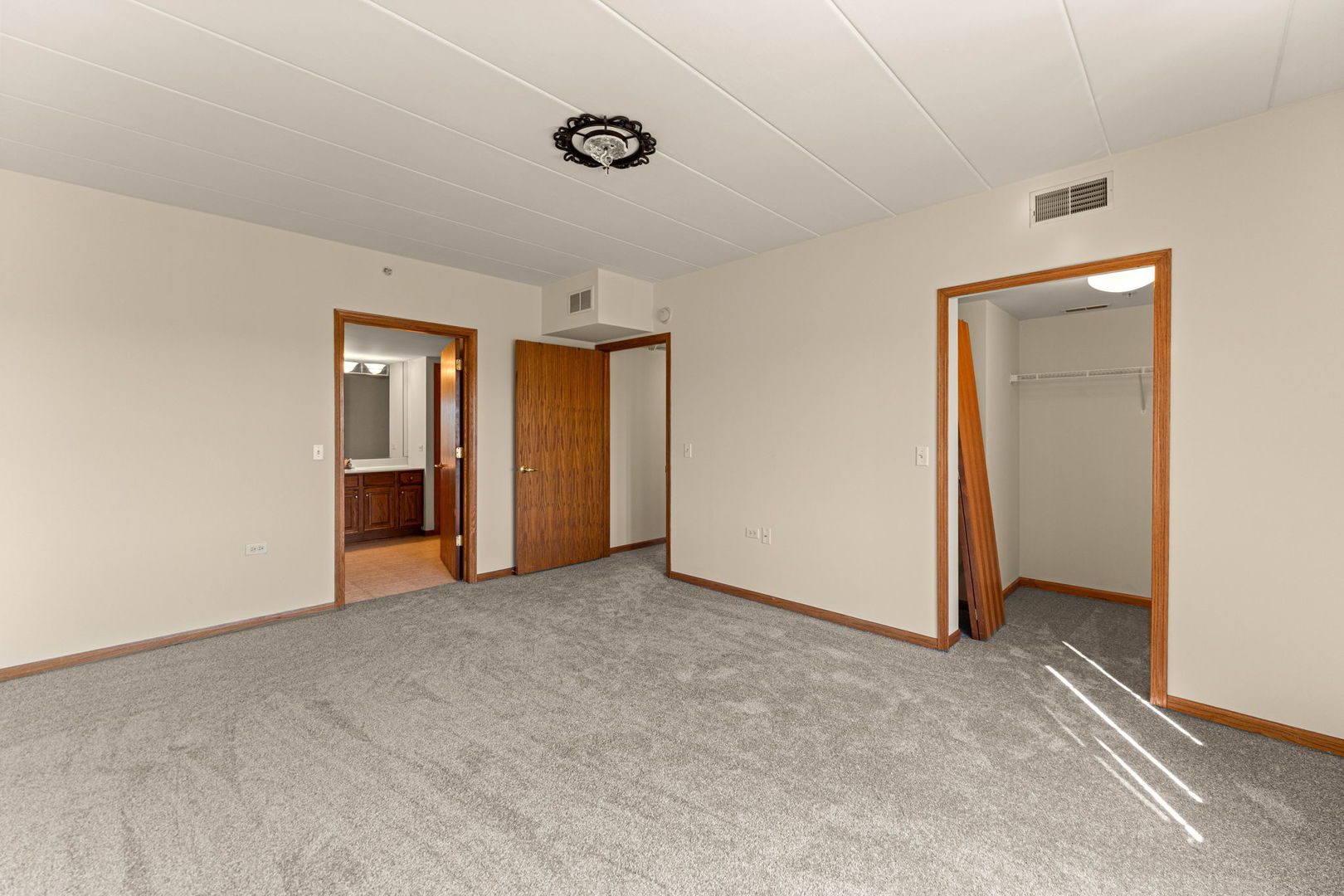 11901 Windemere Court Unit: 301