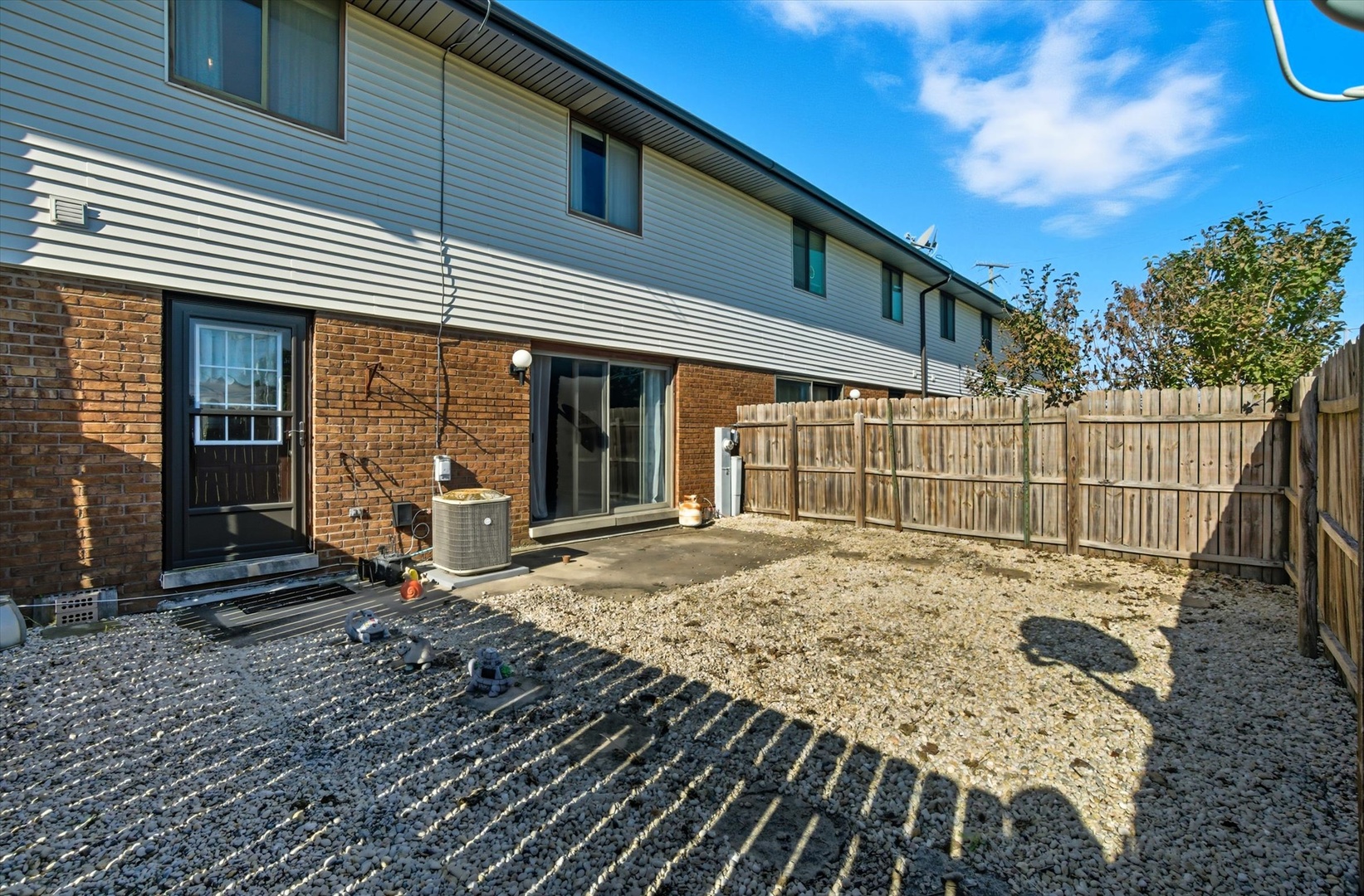 484 Fairview Drive Unit: 0