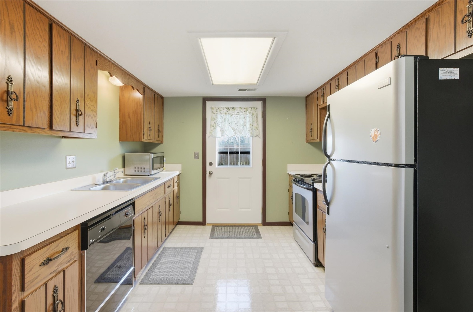 484 Fairview Drive Unit: 0