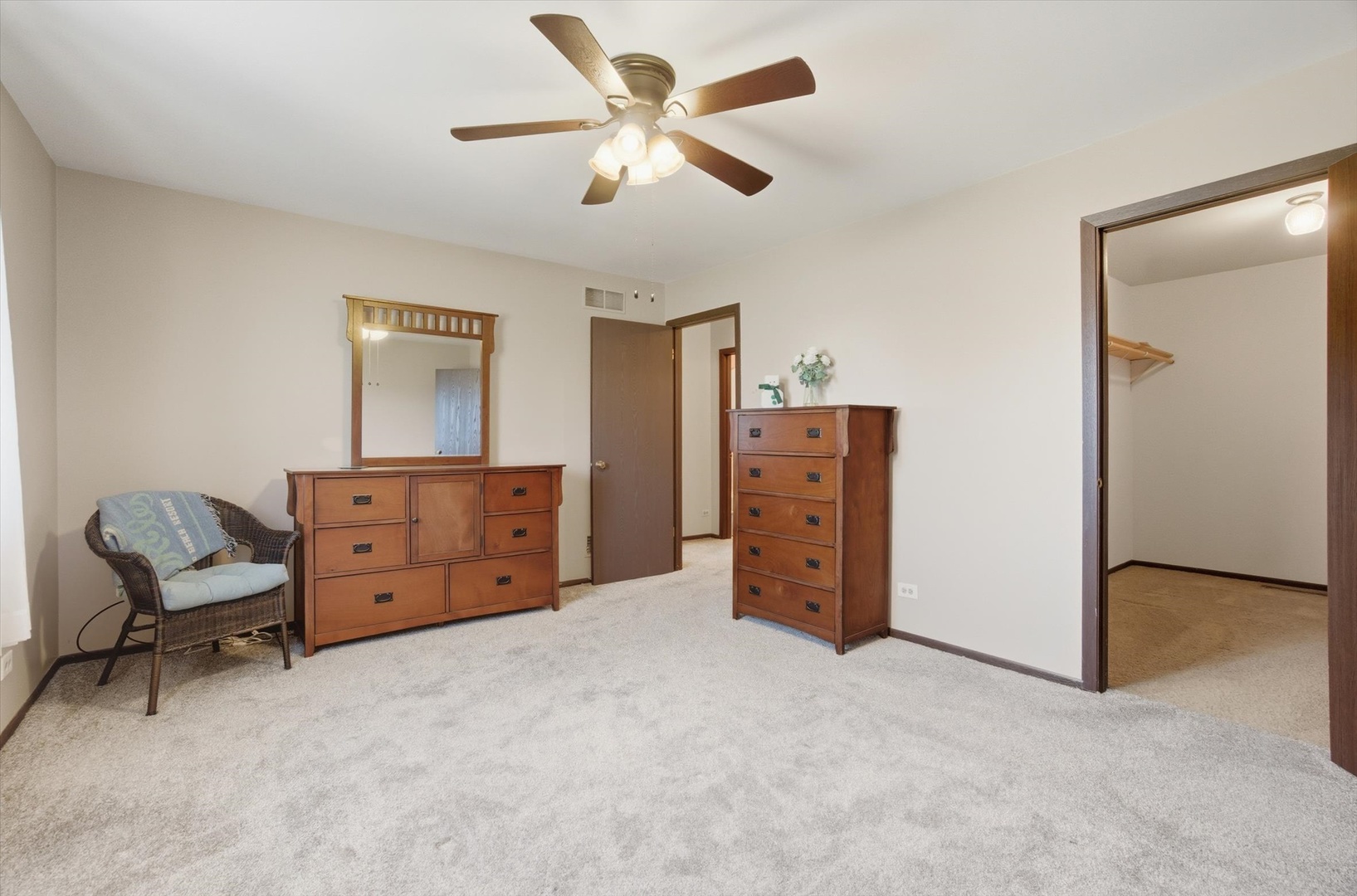 484 Fairview Drive Unit: 0