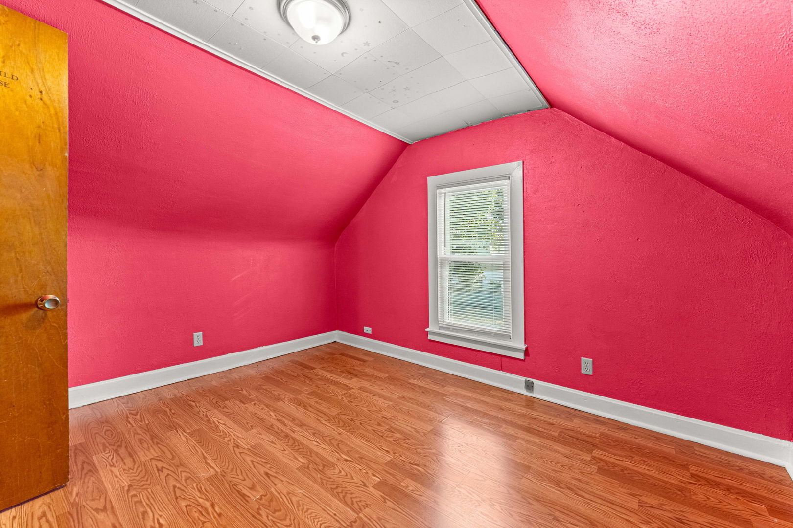 2631 W 97th Place
