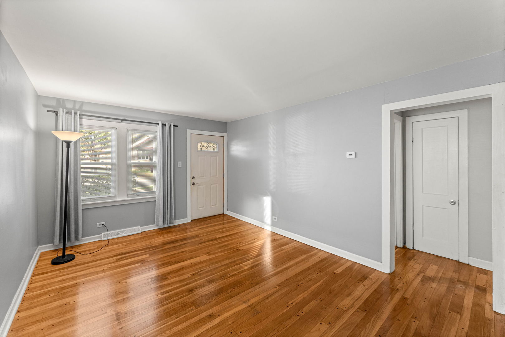 2631 W 97th Place