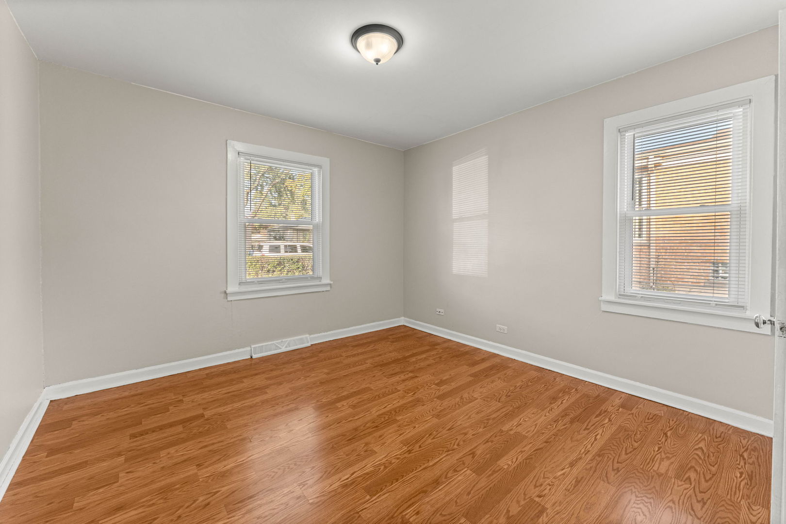 2631 W 97th Place