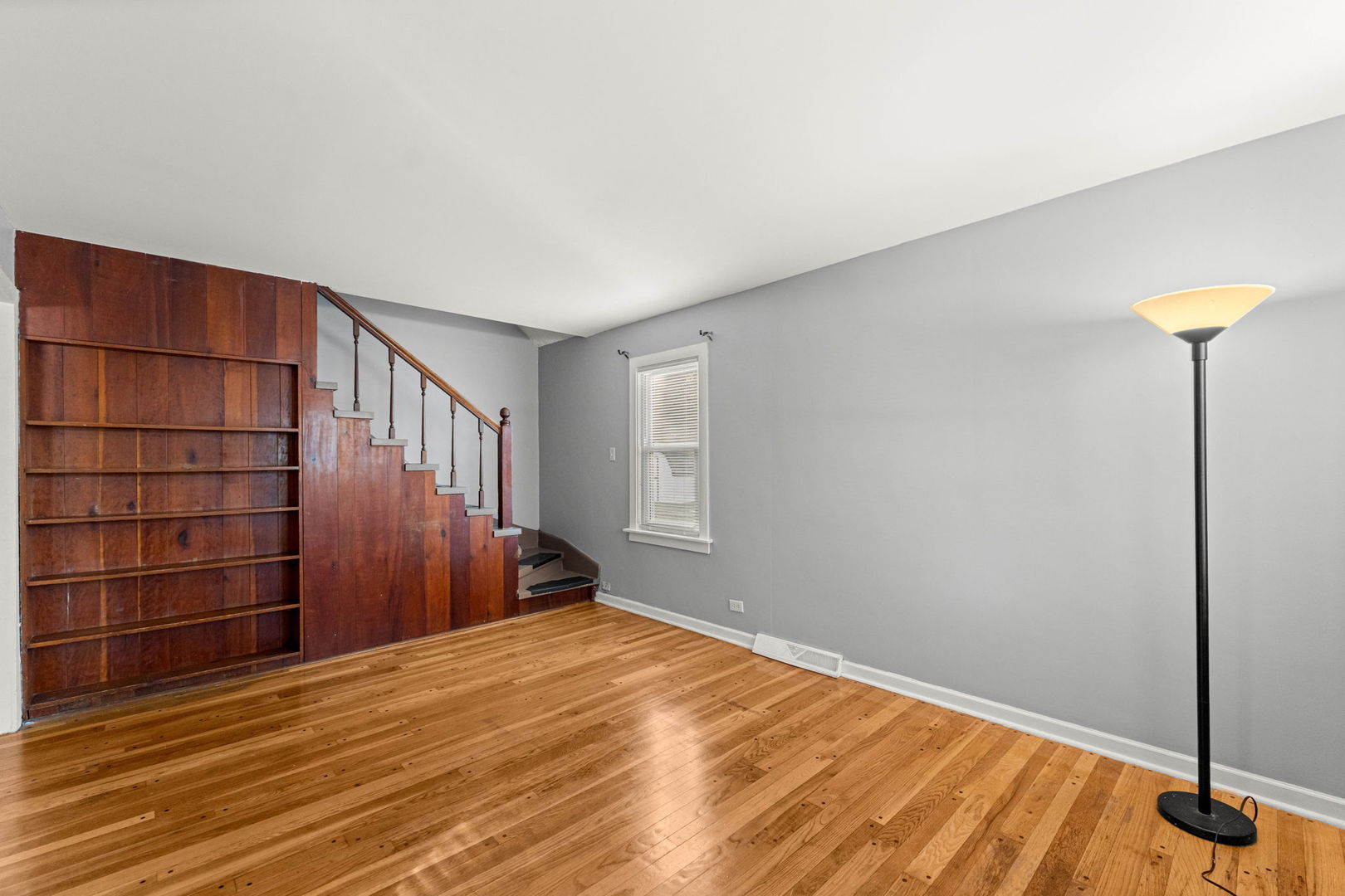 2631 W 97th Place