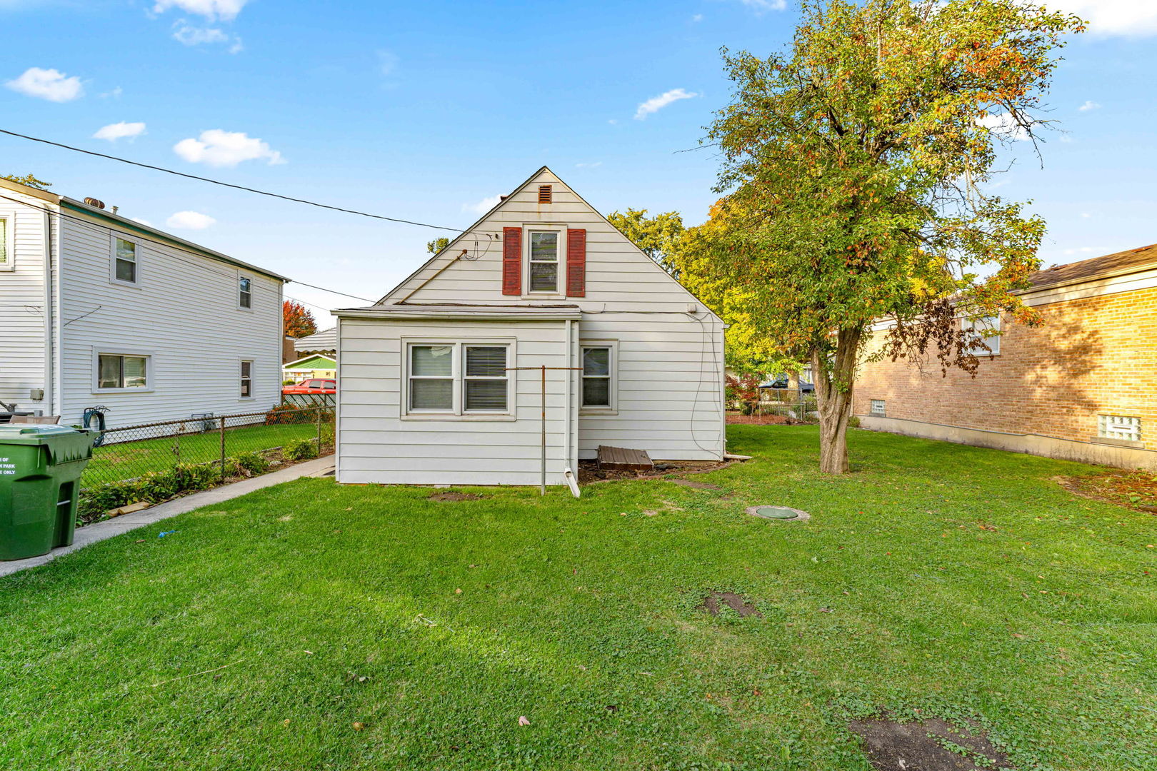2631 W 97th Place