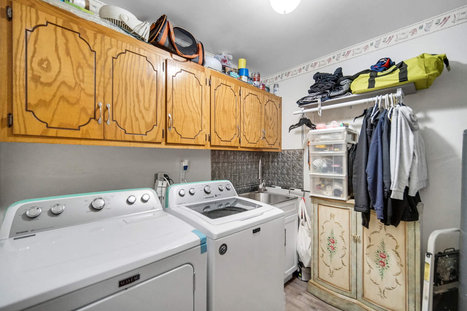 10538 S Central Avenue Unit: 3S