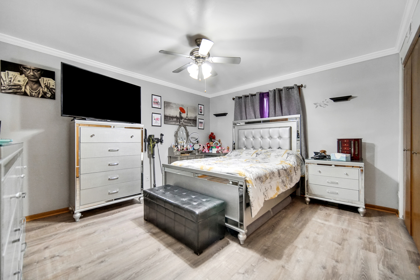10538 S Central Avenue Unit: 3S