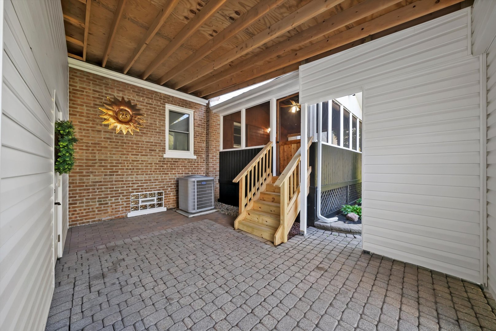 7248 W 110th Street
