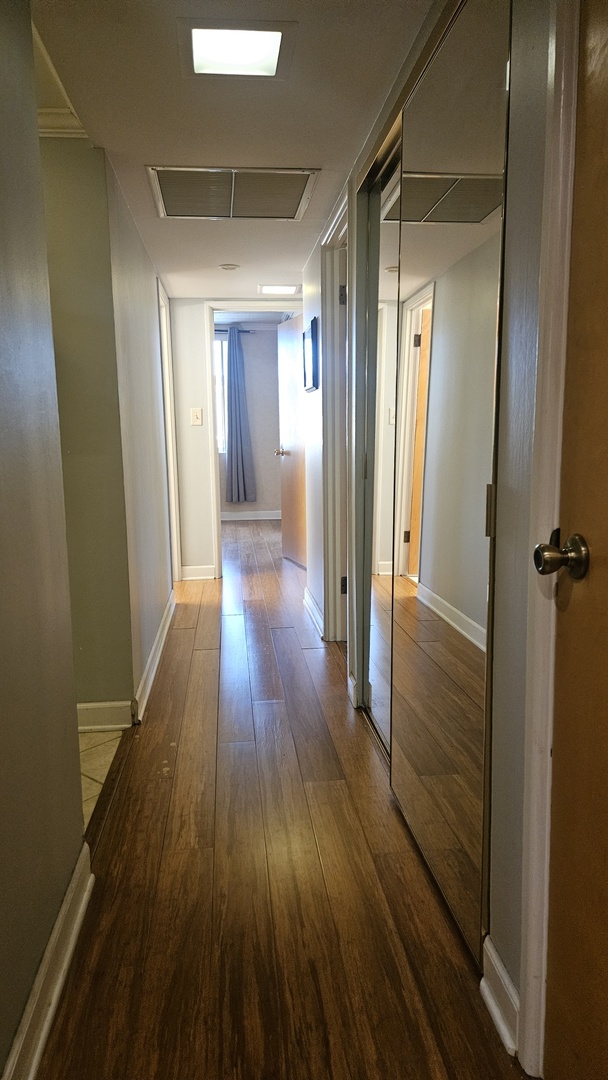 110 W Butterfield Road Unit: 502S